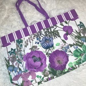 New!!!  Estée Lauder floral tote